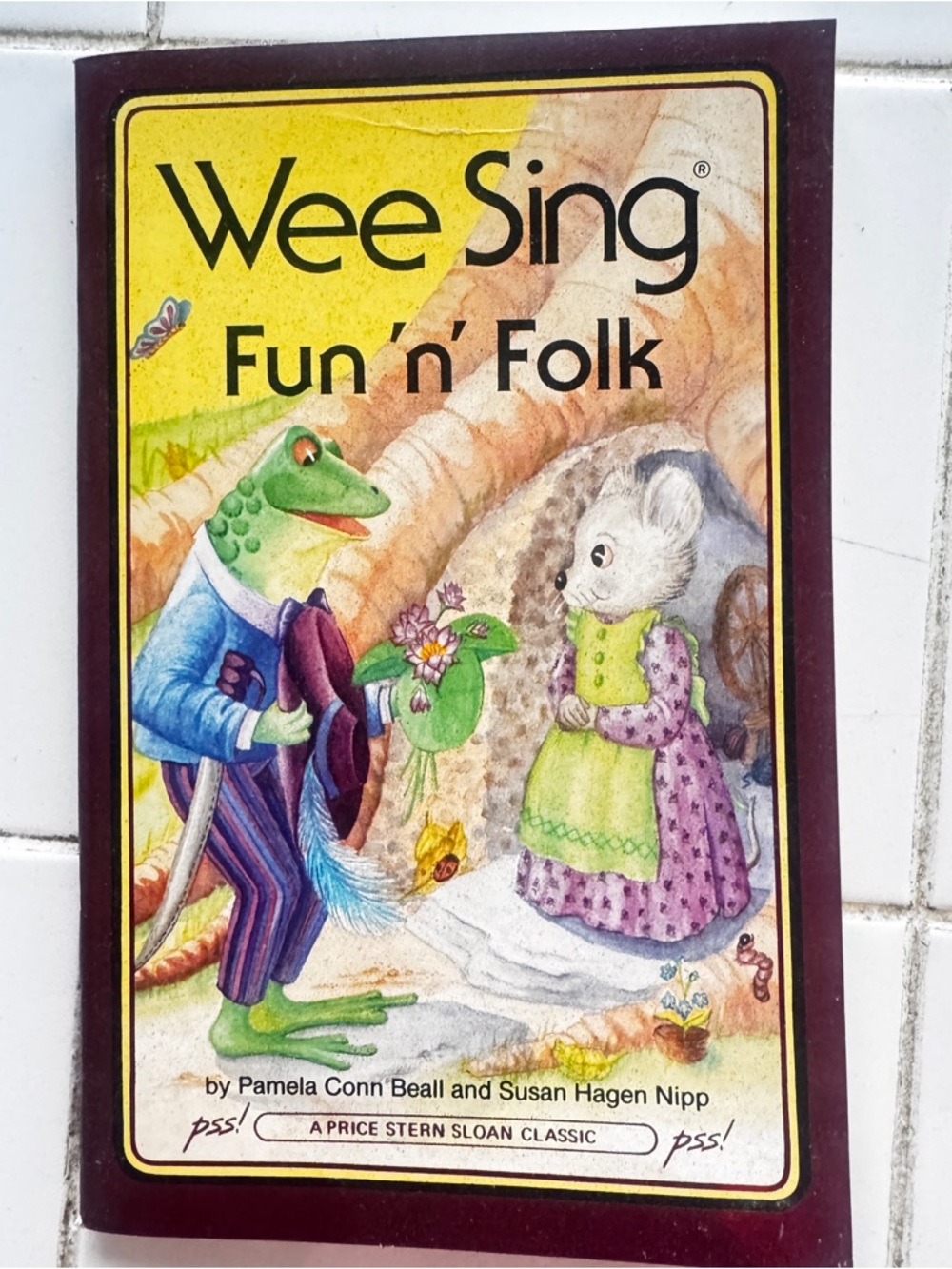 Wee Sing Fun 'n' Folk Children's Music Book - Folk Songs Sing Alongs 1989